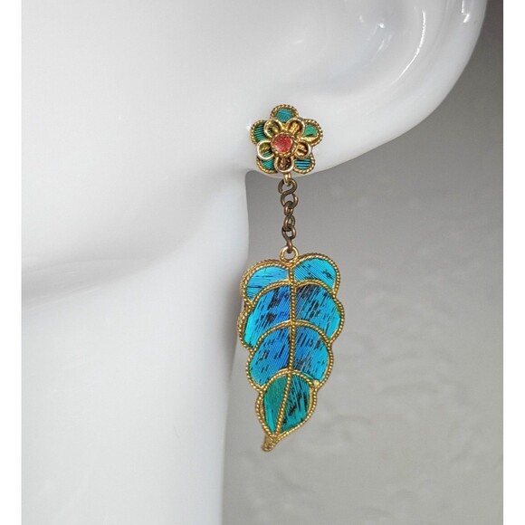 Unique Vintage Jewelry - Vintage Kingfisher Blue Feather Dangle Earrings